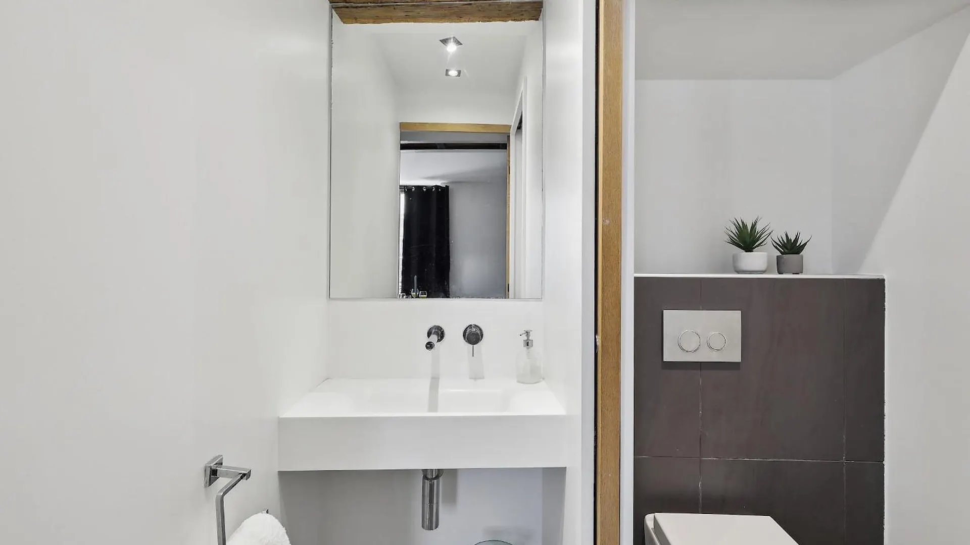 Saint Germain & Odeon - 1Br - Cityapartmentstay Parigi